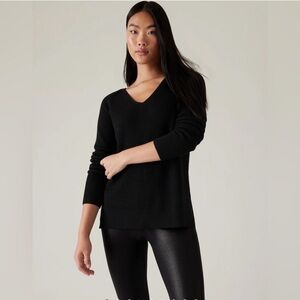 Athleta Hanover Refined V-Neck Sweater Fine Merino Wool in black size small